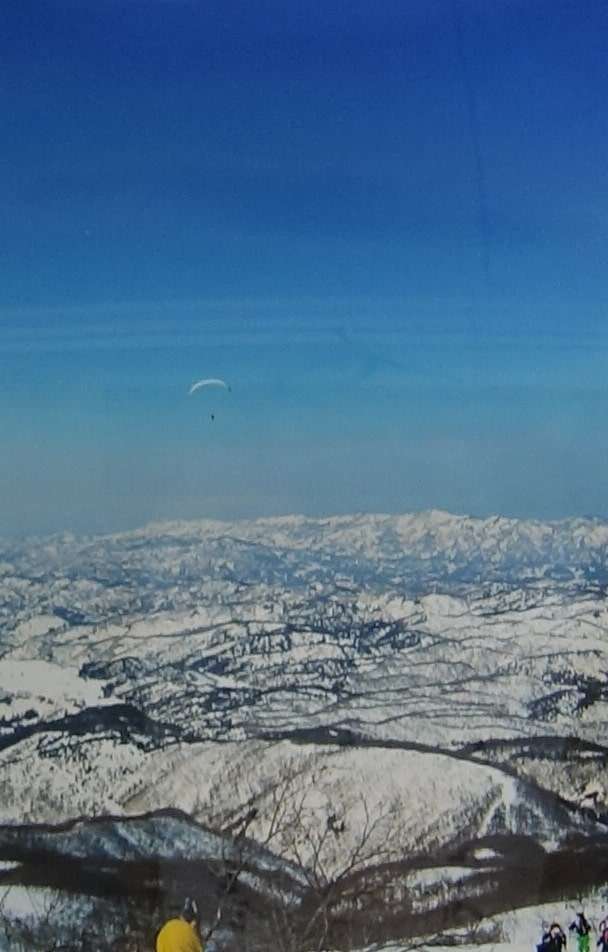勝沼 正敬　大空の向こう_守門大岳への登りで